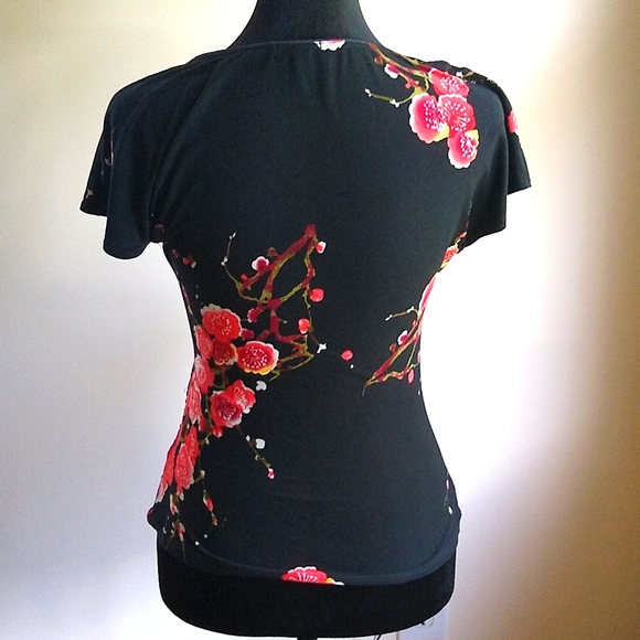 Black With red and orange floral design size small - Picture 3 of 7